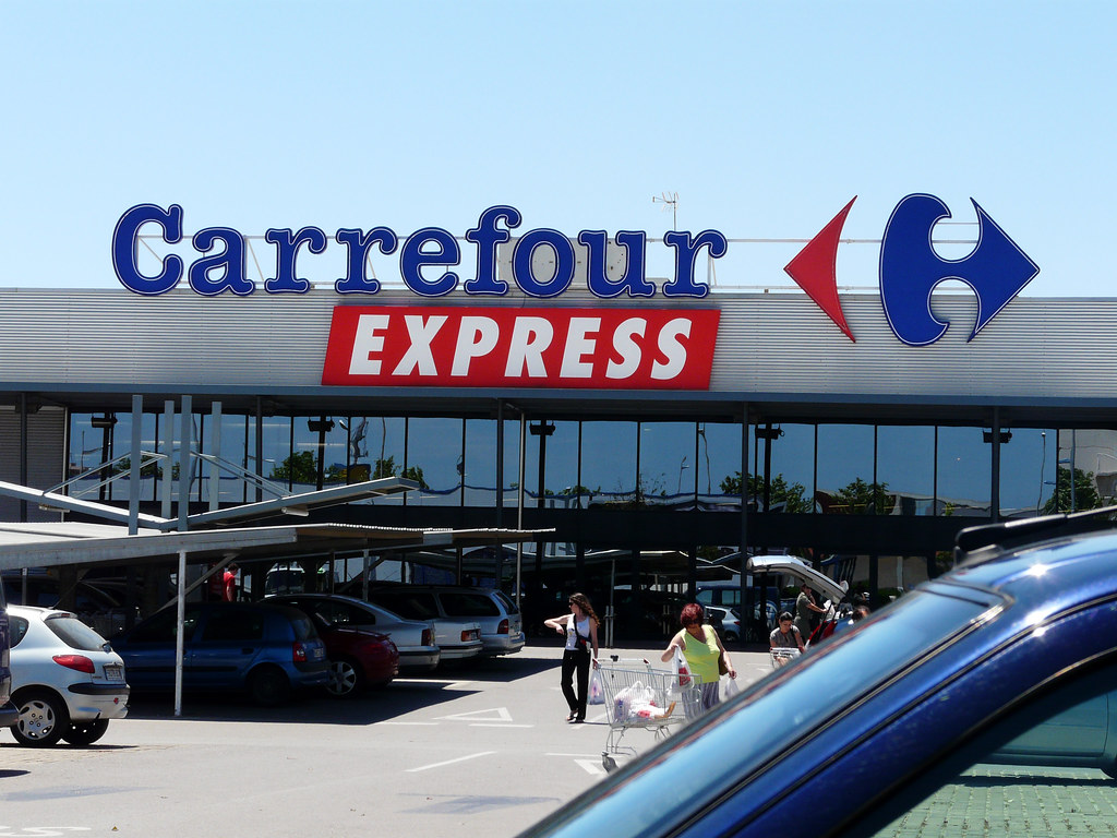 لتقديم طلب التوظيف في سلسلة متاجر Carrefour